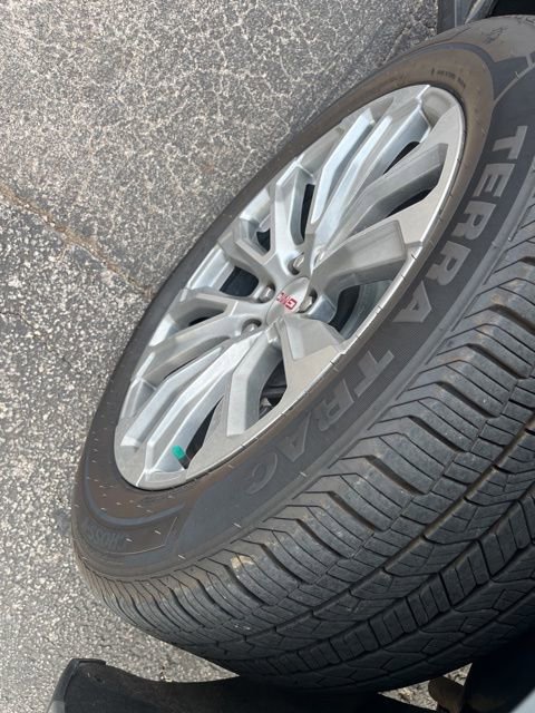 Used 2024 GMC Yukon Denali w/ Max Trailering Package image 7