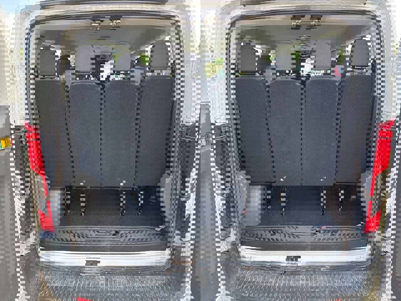 Used 2023 Ford Transit 350 XLT RWD image 8