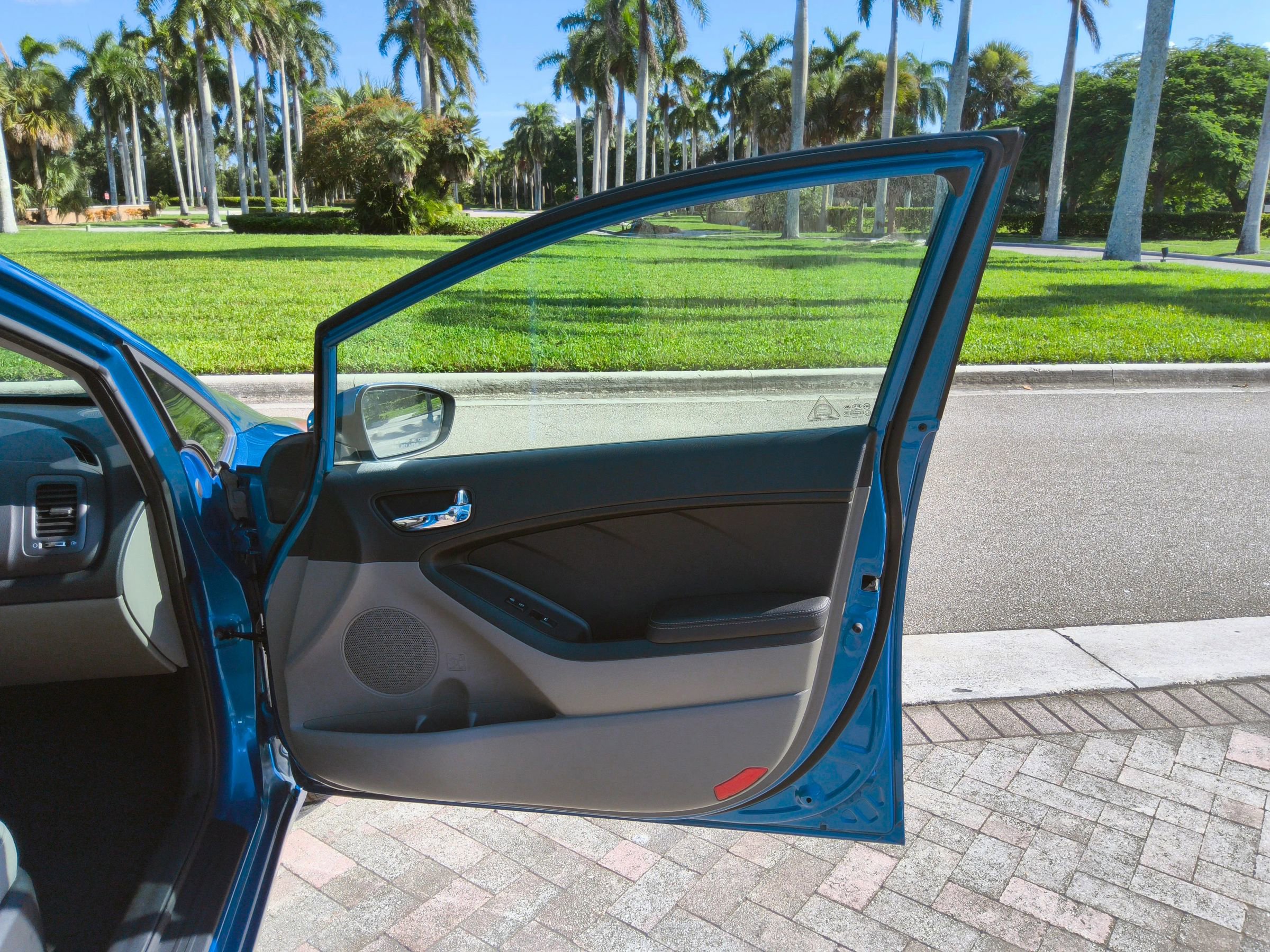 Used 2014 Kia Forte EX image 26