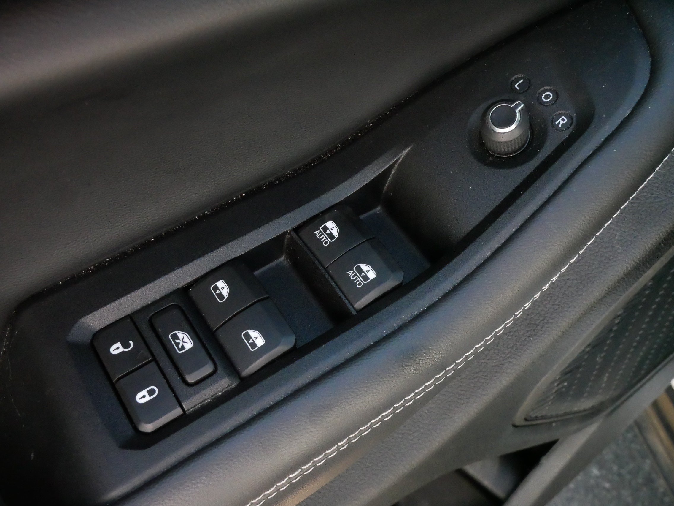 Used 2023 Jeep Grand Cherokee Altitude AWD/4WD image 20