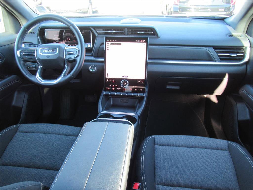 Used 2025 GMC Terrain Elevation image 10