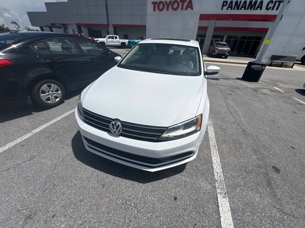 Used 2015 Volkswagen Jetta TDI SE FWD image 8