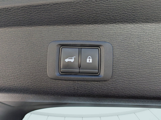 Used 2023 Mitsubishi Outlander SEL AWD/4WD image 14