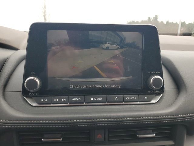 Certified 2023 Nissan Rogue SV image 24