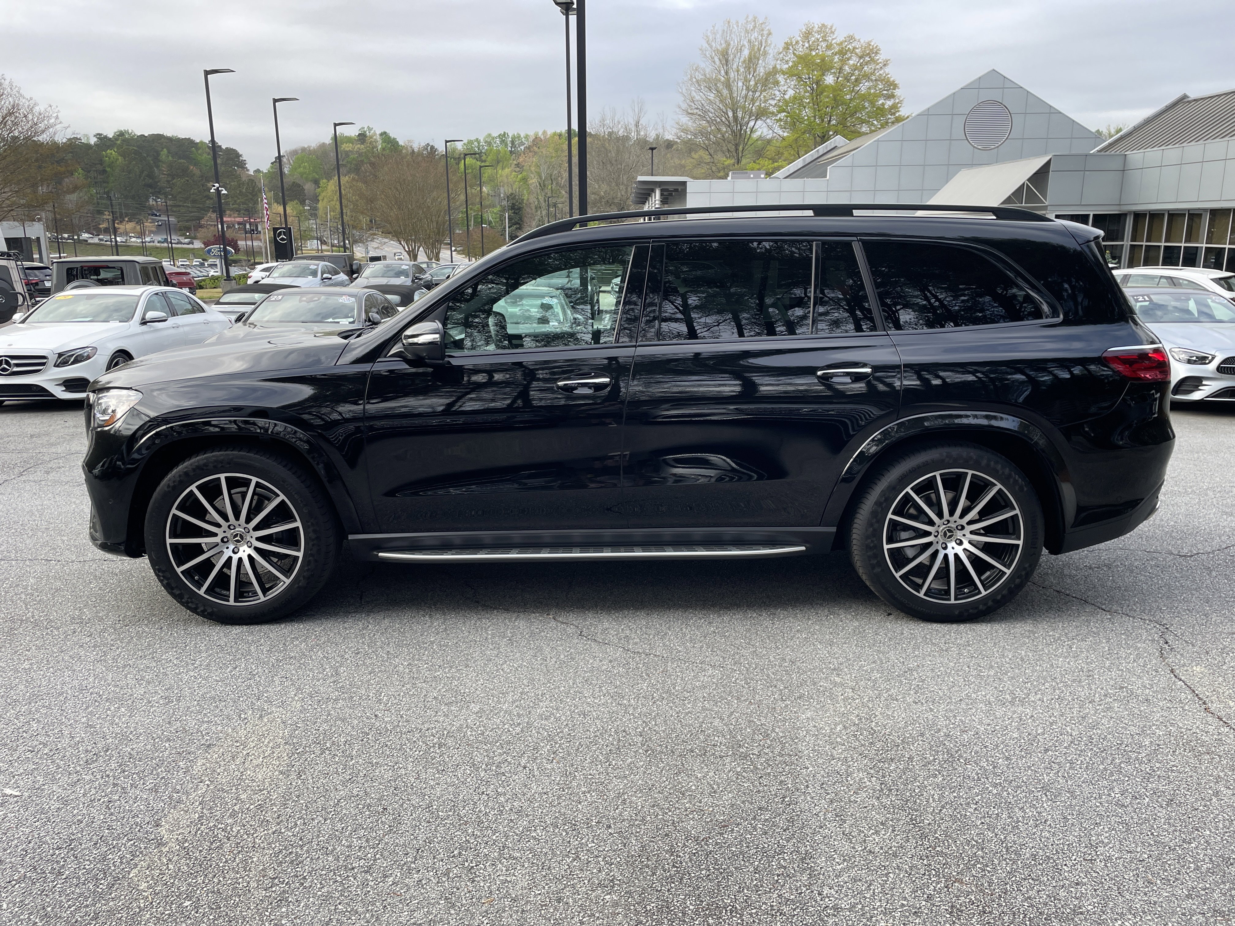 Certified 2024 Mercedes-Benz GLS 580 4MATIC image 15