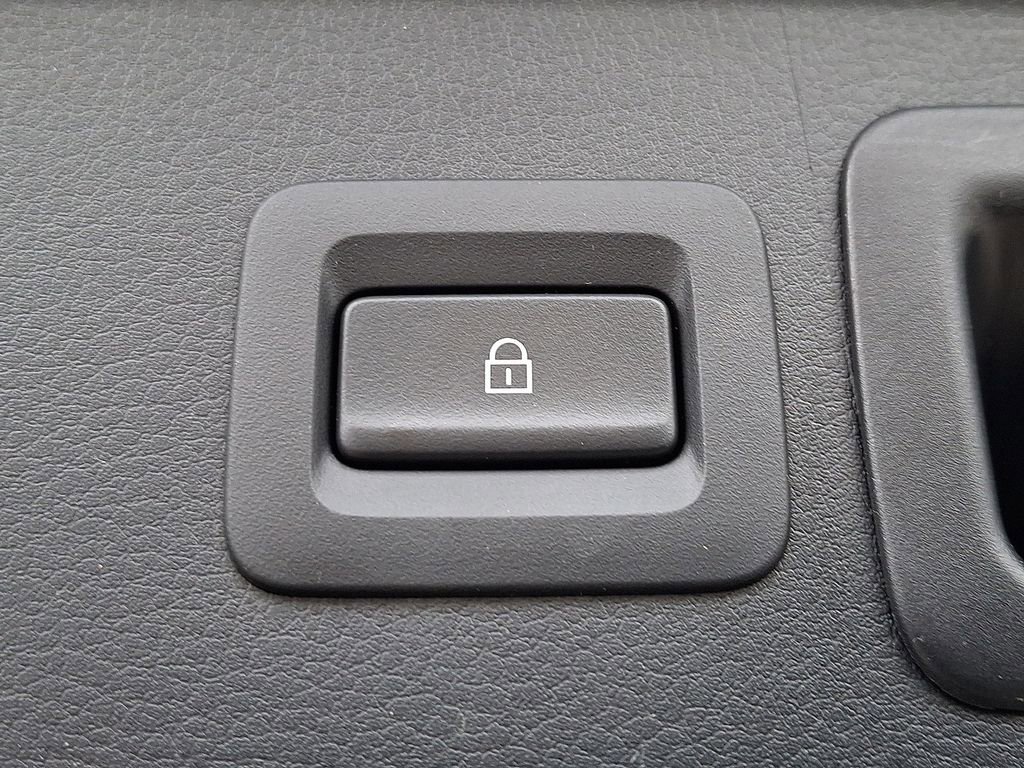 Used 2023 MAZDA CX-30 AWD 2.5 S w/ Preferred Package image 29