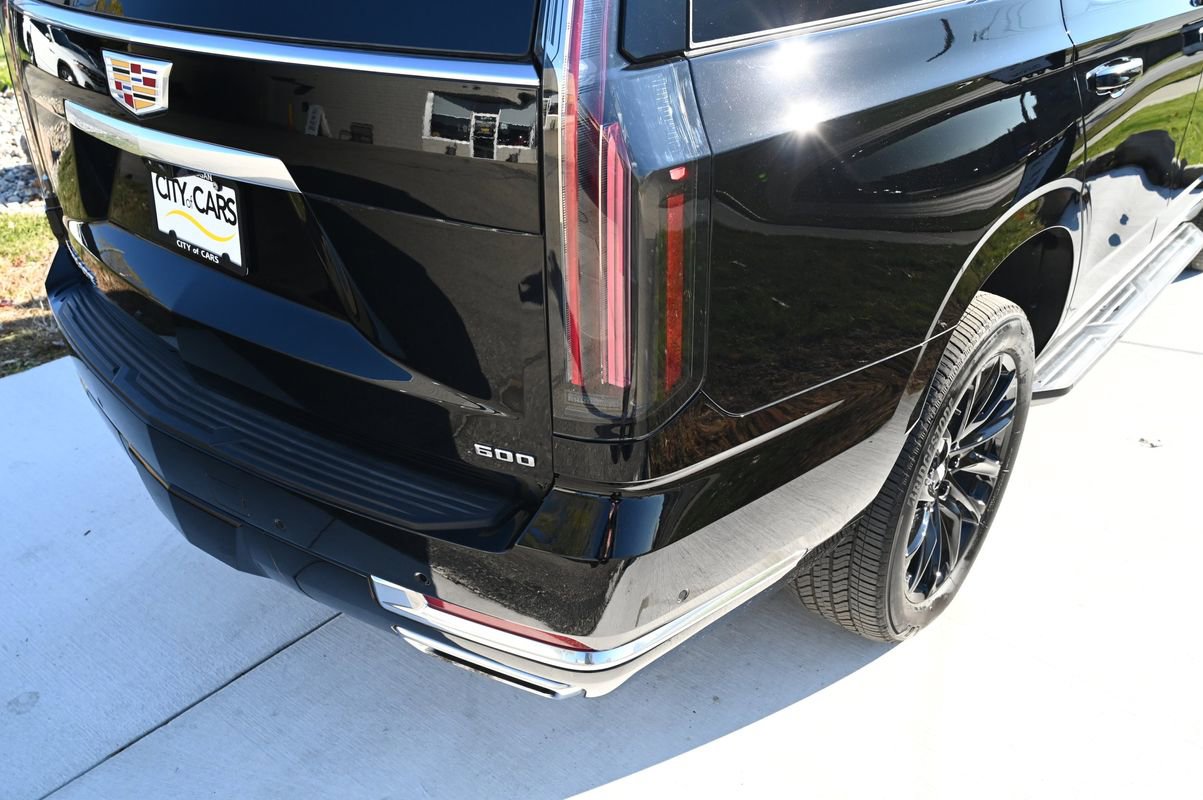 Used 2025 Cadillac Escalade Premium Luxury w/ LPO, Floor Liner Package image 12