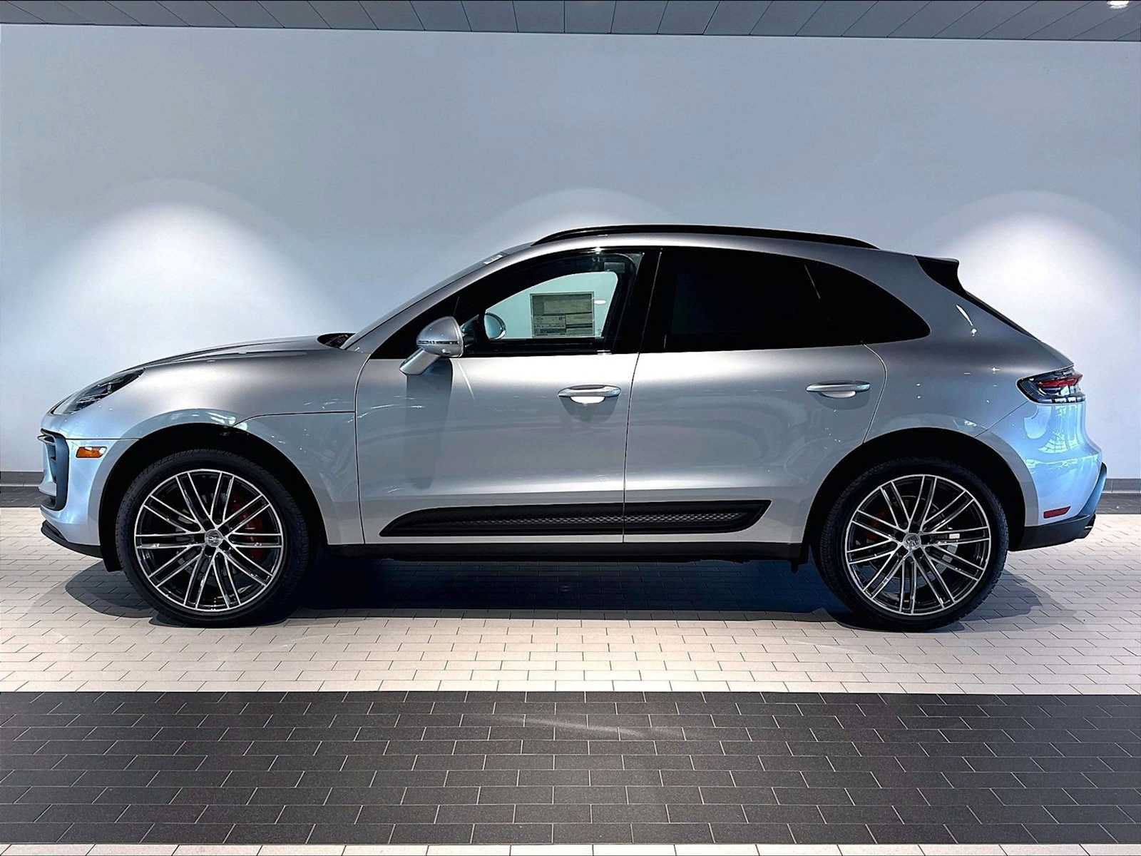 New 2026 Porsche Macan S AWD/4WD image 2