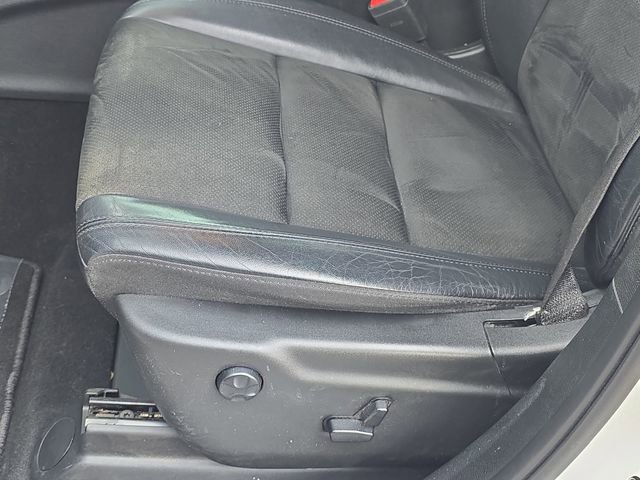 Used 2019 Jeep Grand Cherokee Altitude AWD/4WD image 31