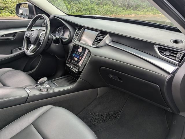 Used 2019 INFINITI QX50 Luxe w/ Navigation Package FWD image 37