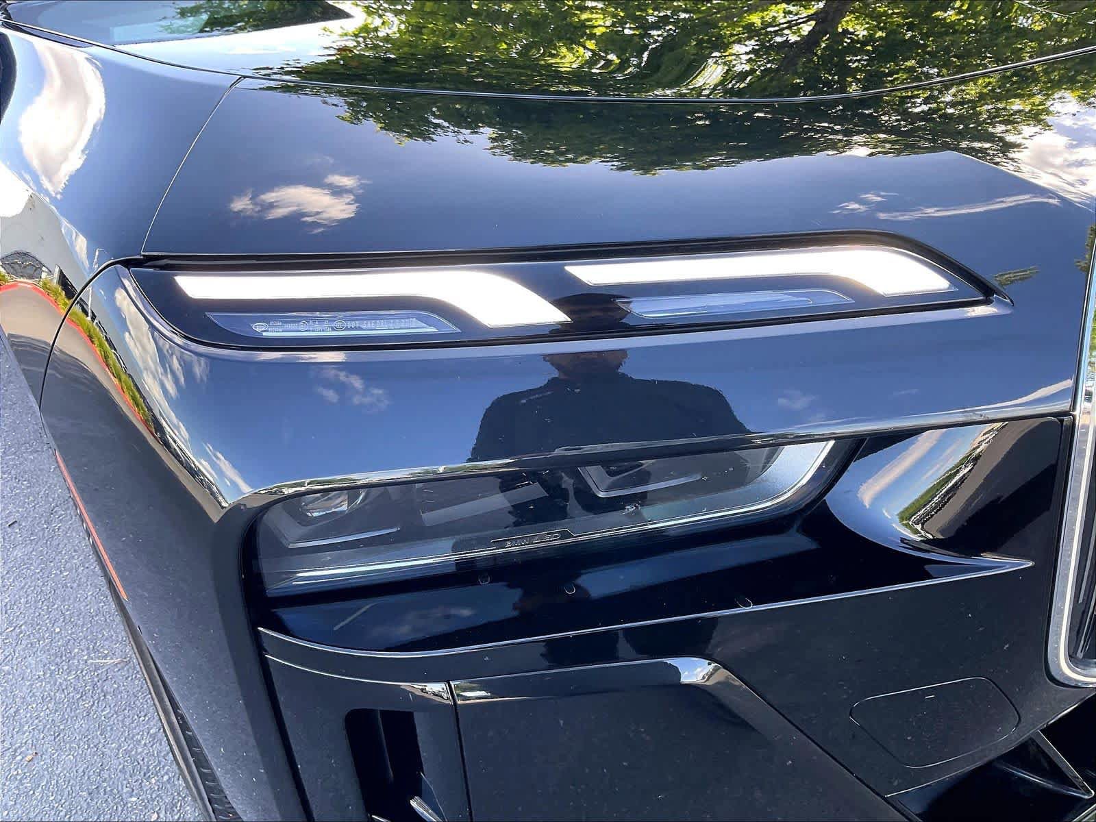 Certified 2023 BMW 740i RWD image 30