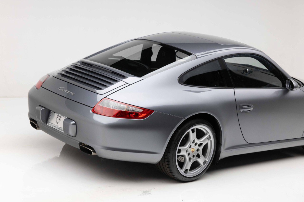 Used 2006 Porsche 911 Carrera RWD image 29
