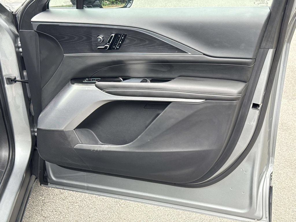 Certified 2025 Cadillac Lyriq Luxury w/ LPO, Floor Liner Package AWD/4WD image 27