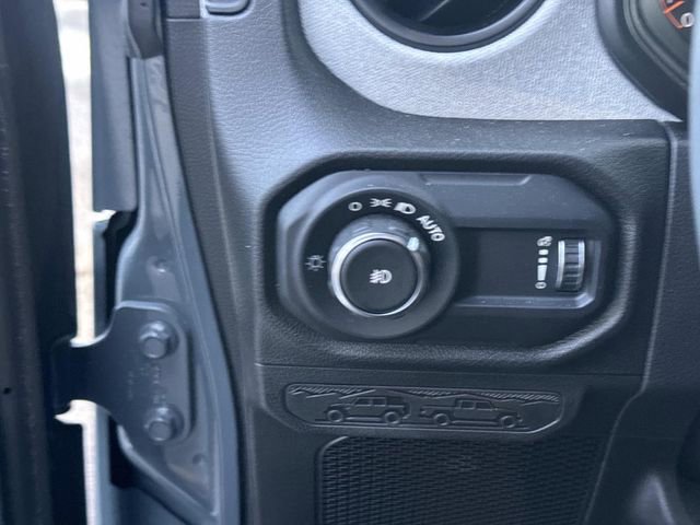 Used 2024 Jeep Wrangler Sport S image 22