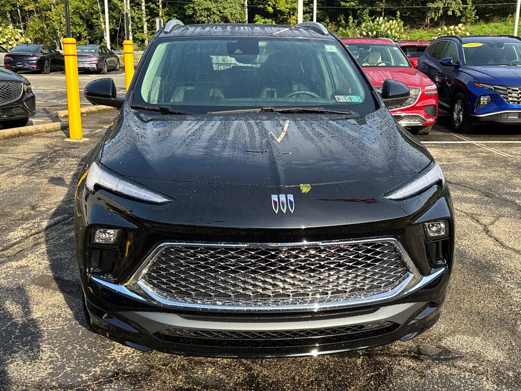 Certified 2026 Buick Encore GX Avenir w/ Avenir Technology Package AWD/4WD image 9