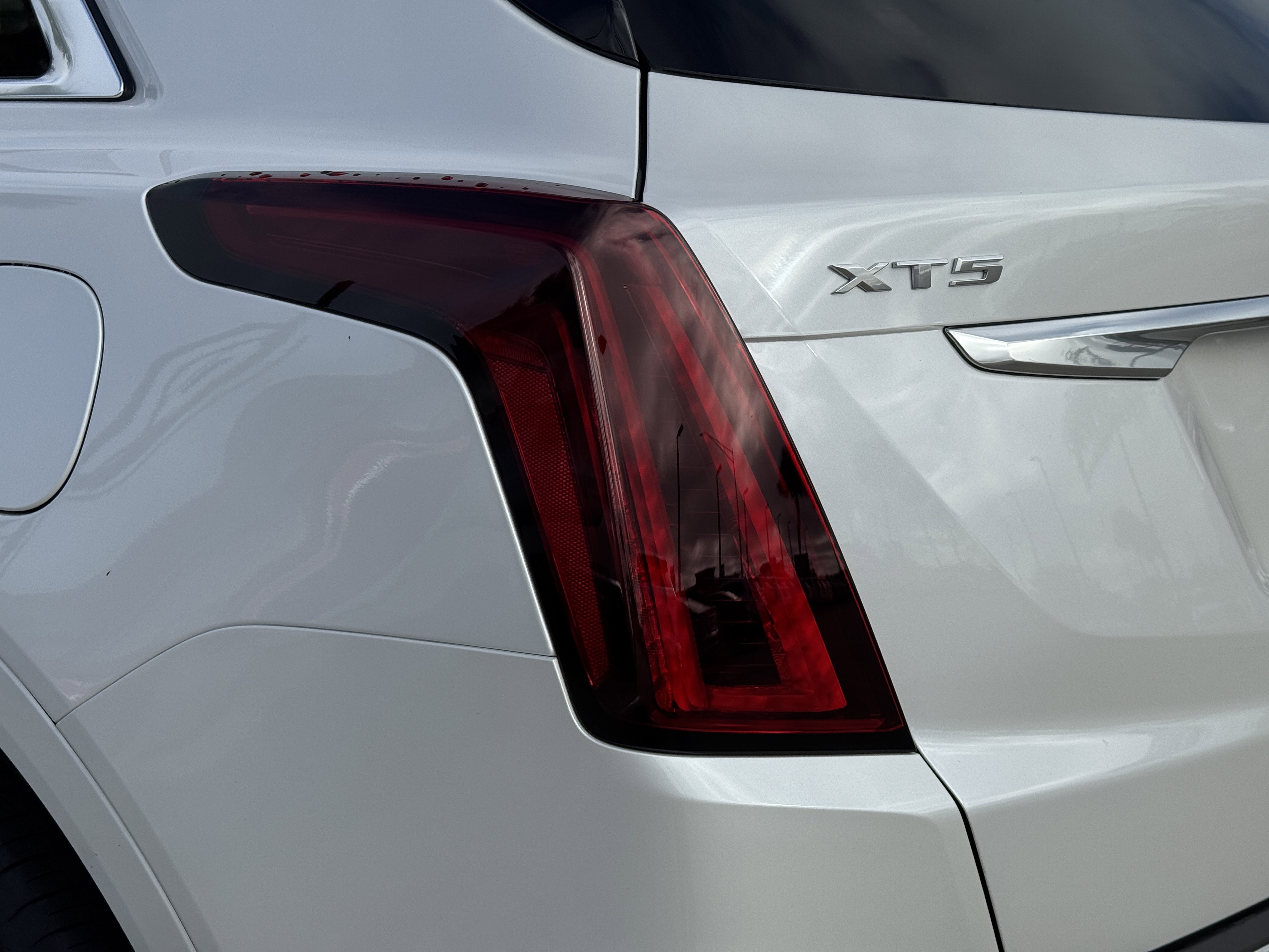 New 2025 Cadillac XT5 Premium Luxury image 9