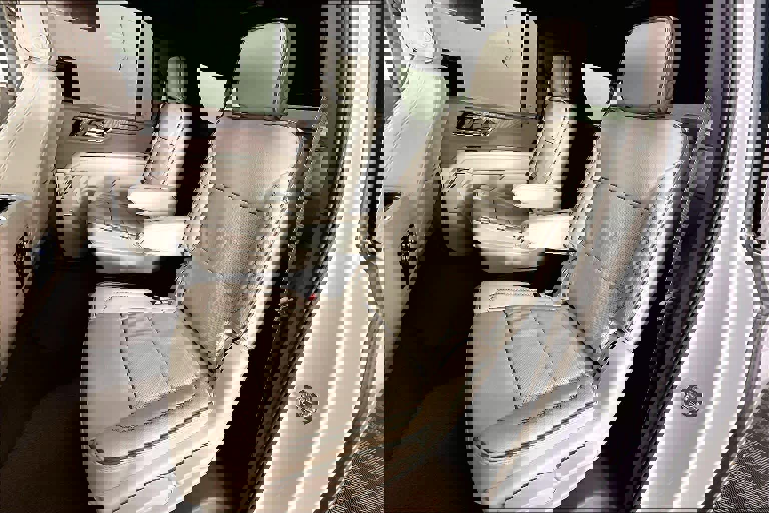 Used 2026 GMC Yukon XL Denali w/ Sun & Power Step Package image 20