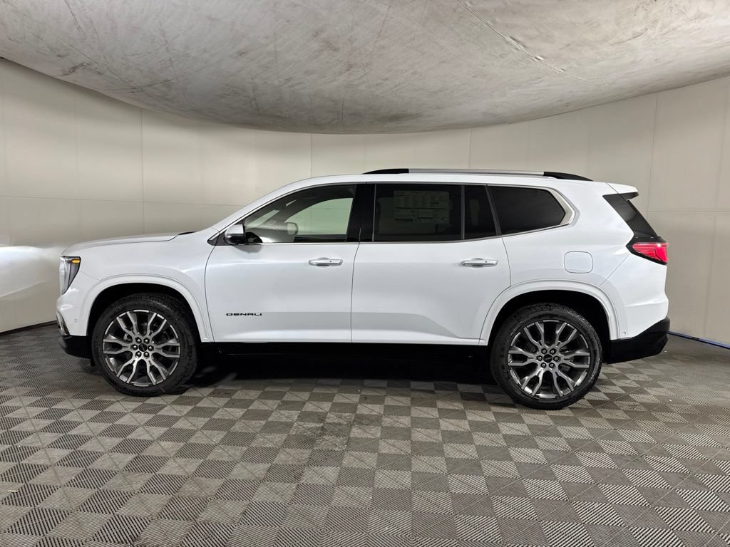 New 2027 GMC Acadia Denali Ultimate w/ LPO, Black Badging Package AWD/4WD image 11