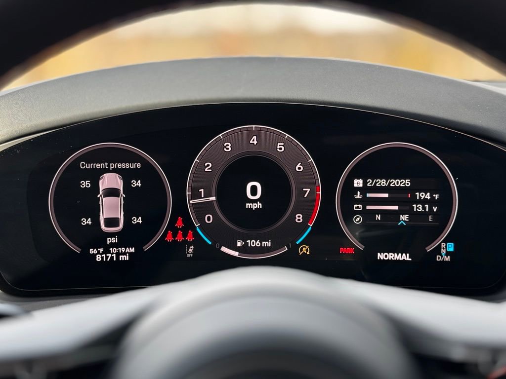 Used 2024 Porsche Panamera image 27
