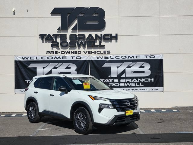 Used 2024 Nissan Rogue S AWD/4WD image 5