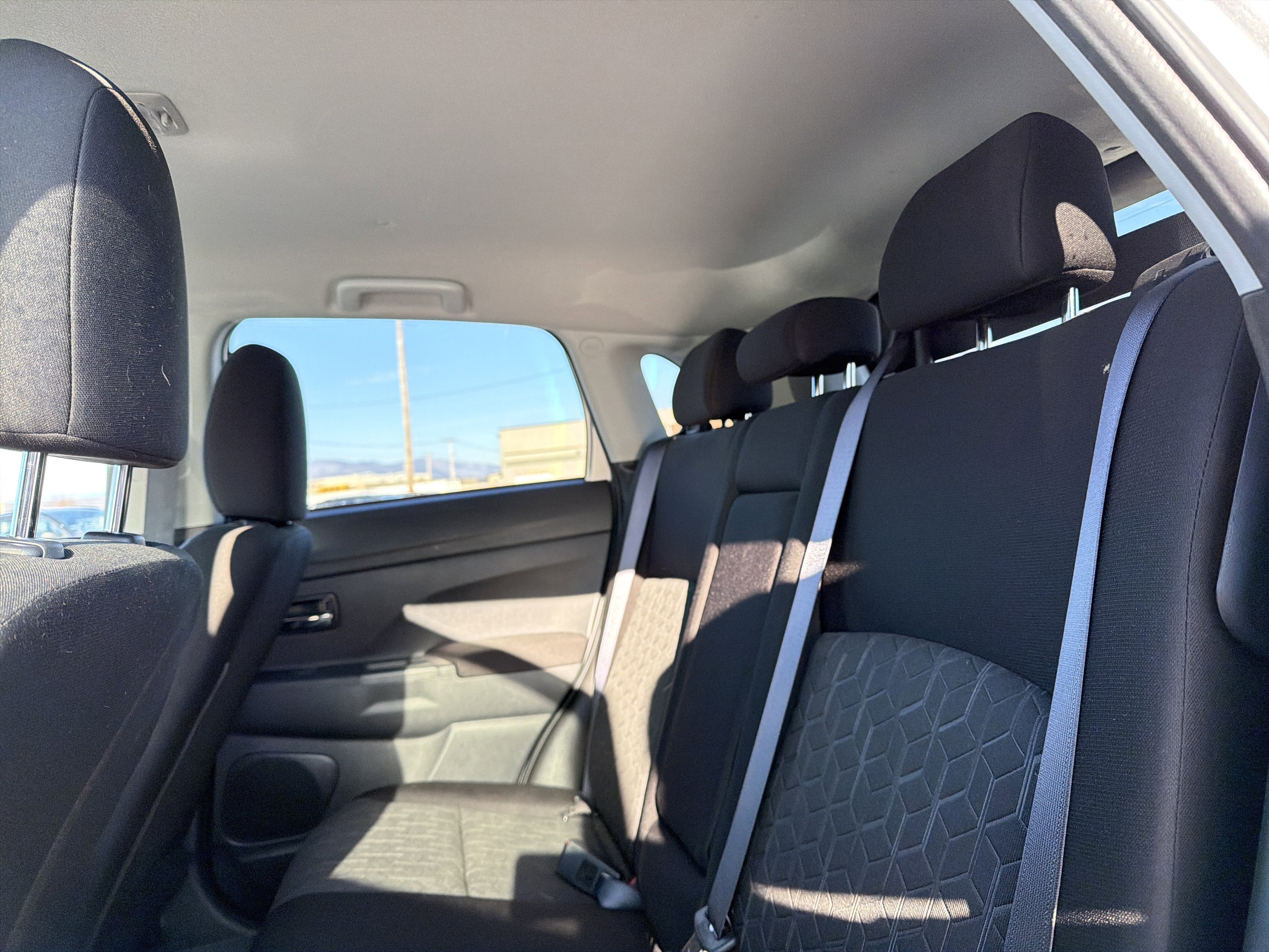 Used 2025 Mitsubishi Outlander Sport ES image 28