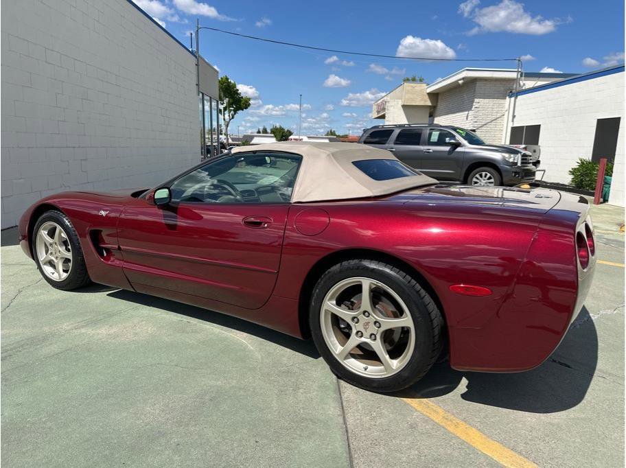 Used 2003 Chevrolet Corvette Coupe w/ Preferred Equipment Group1 RWD image 10