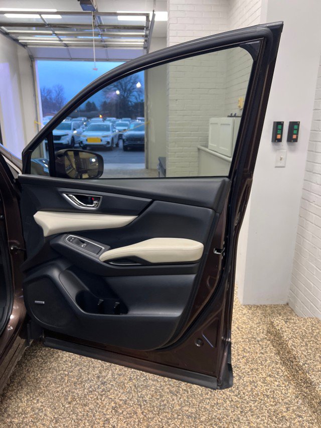 Used 2019 Subaru Ascent Limited w/ Popular Package #2A image 16