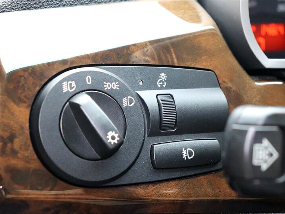 Used 2007 BMW Z4 3.0si image 22