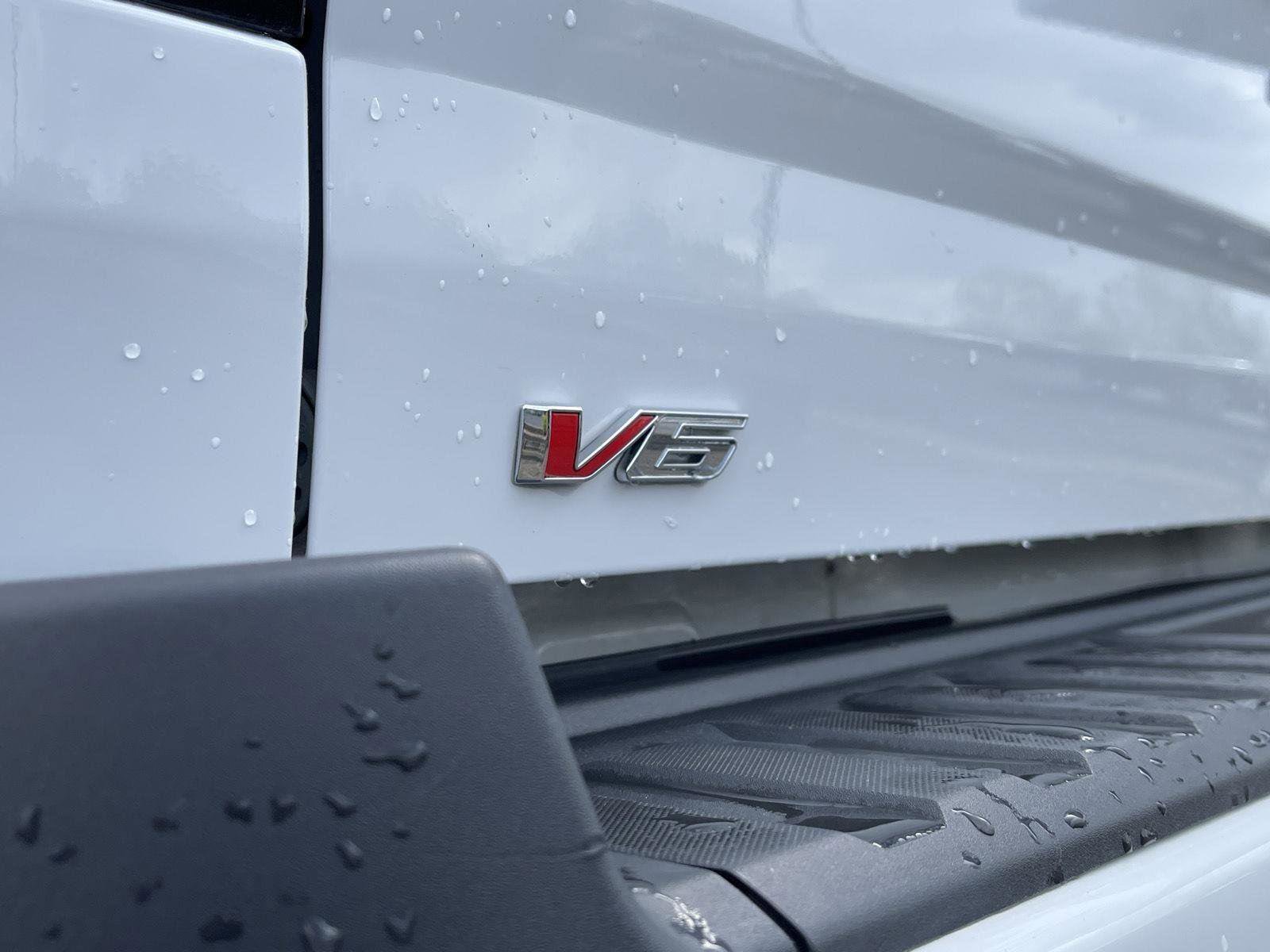 Used 2022 GMC Canyon AT4 w/ Trailering Package AWD/4WD image 11