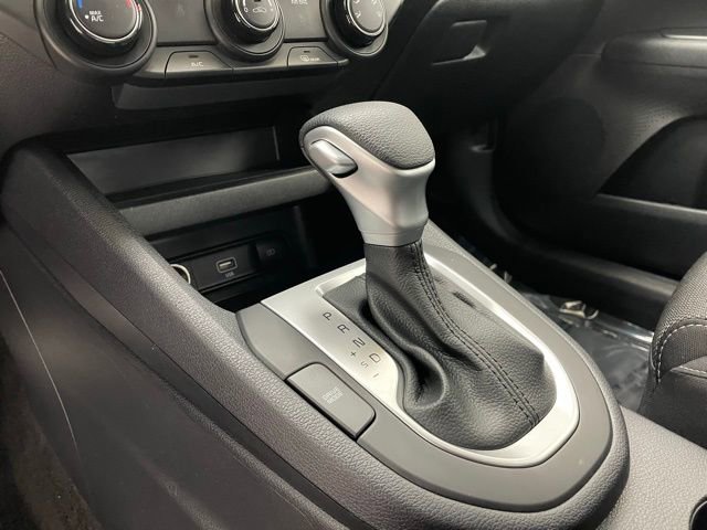 Used 2024 Kia Forte LXS w/ LXS Technology Package image 9