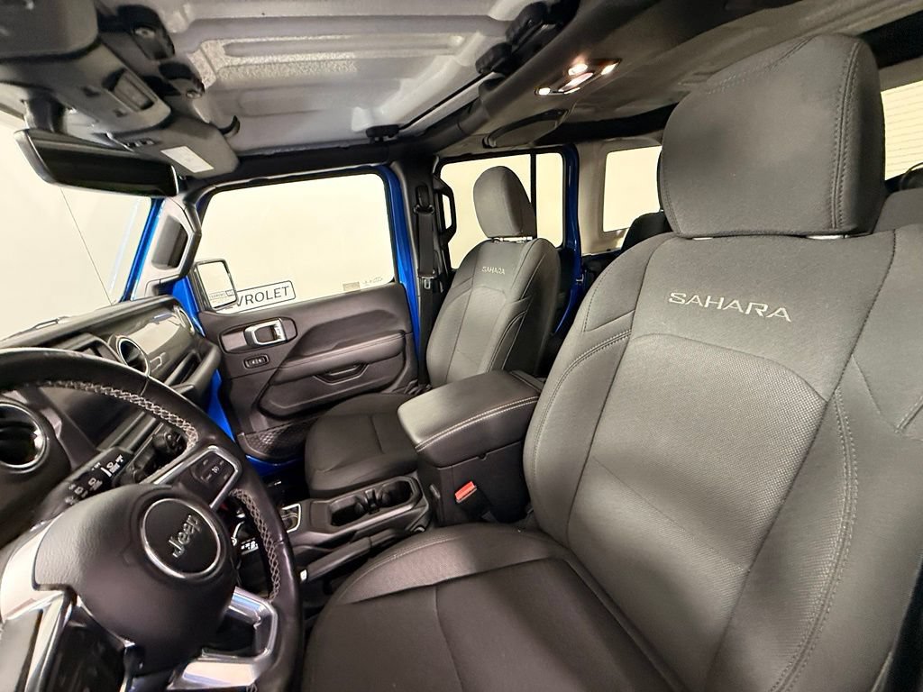Used 2023 Jeep Wrangler Unlimited Sahara w/ Cold Weather Group AWD/4WD image 46