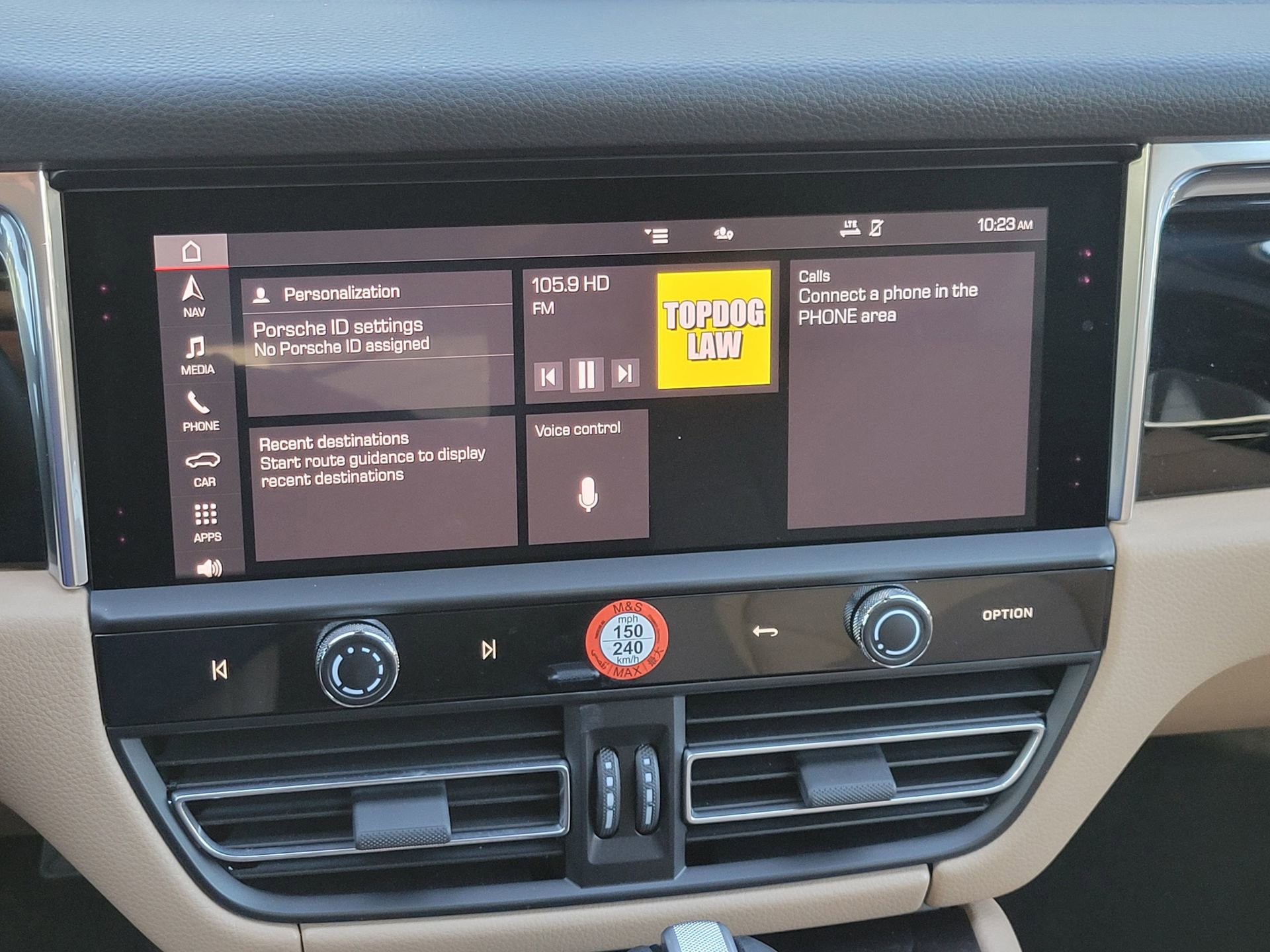 Used 2026 Porsche Macan image 17