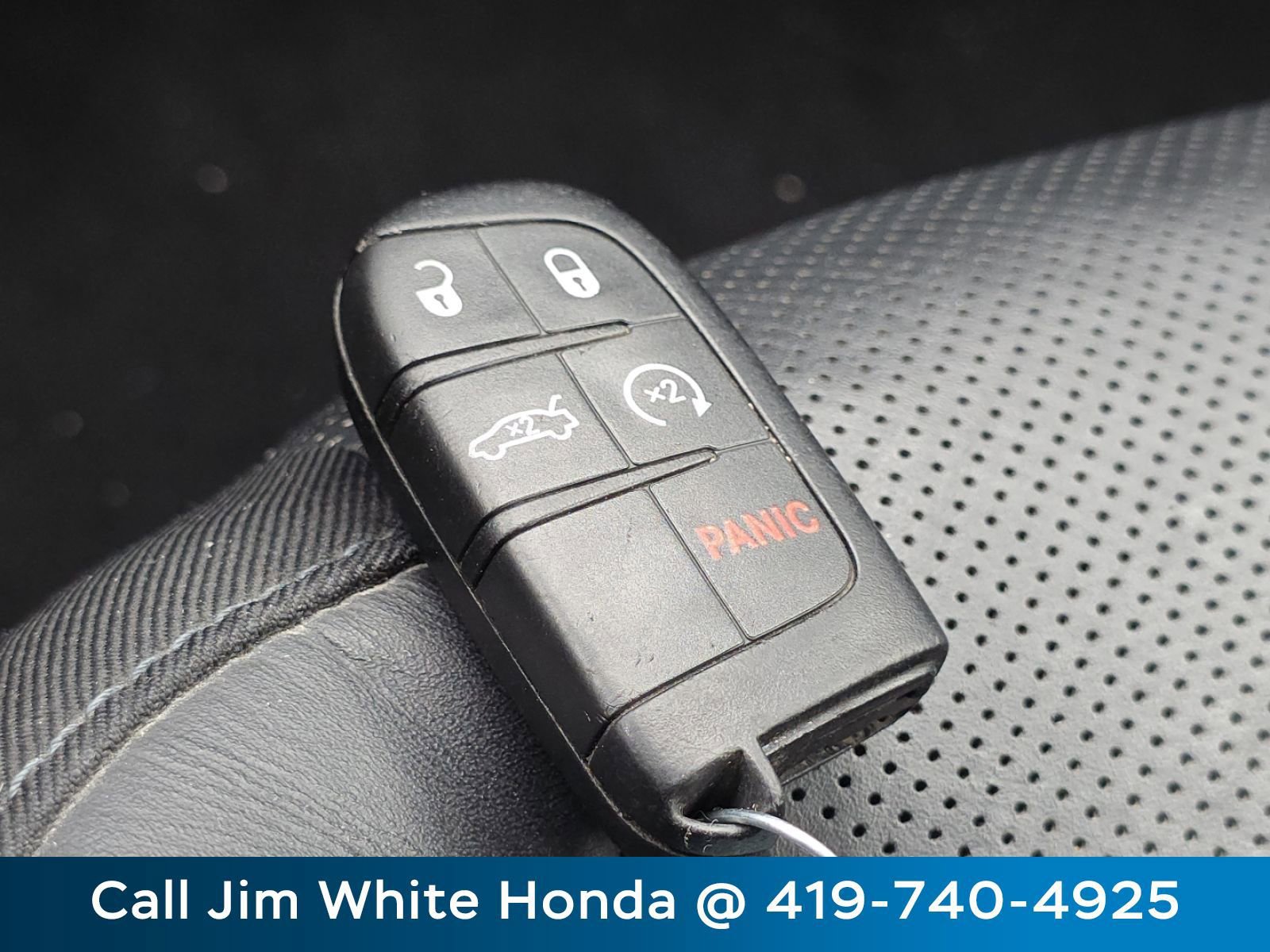 Used 2015 Chrysler 200 S w/ Navigation & Sound Group I image 30