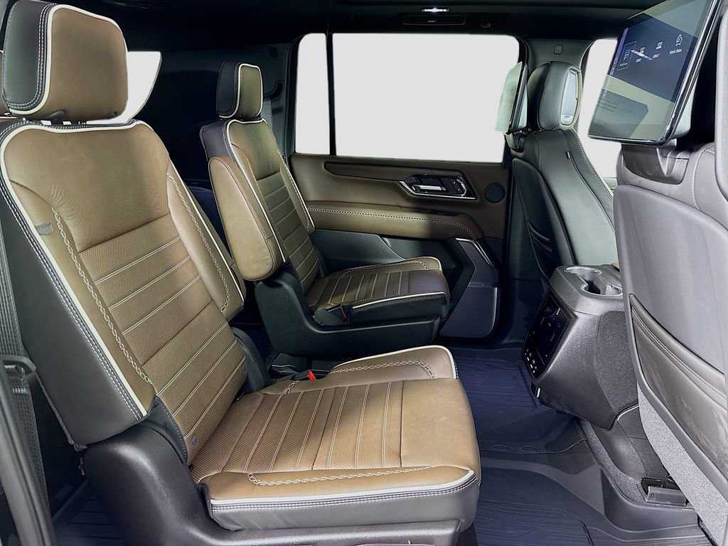 New 2026 GMC Yukon XL Denali Ultimate w/ LPO, Floor Liner Package image 30