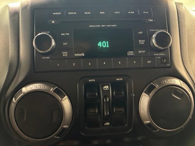 Used 2015 Jeep Wrangler Unlimited Sport w/ Quick Order Package 24S AWD/4WD image 16