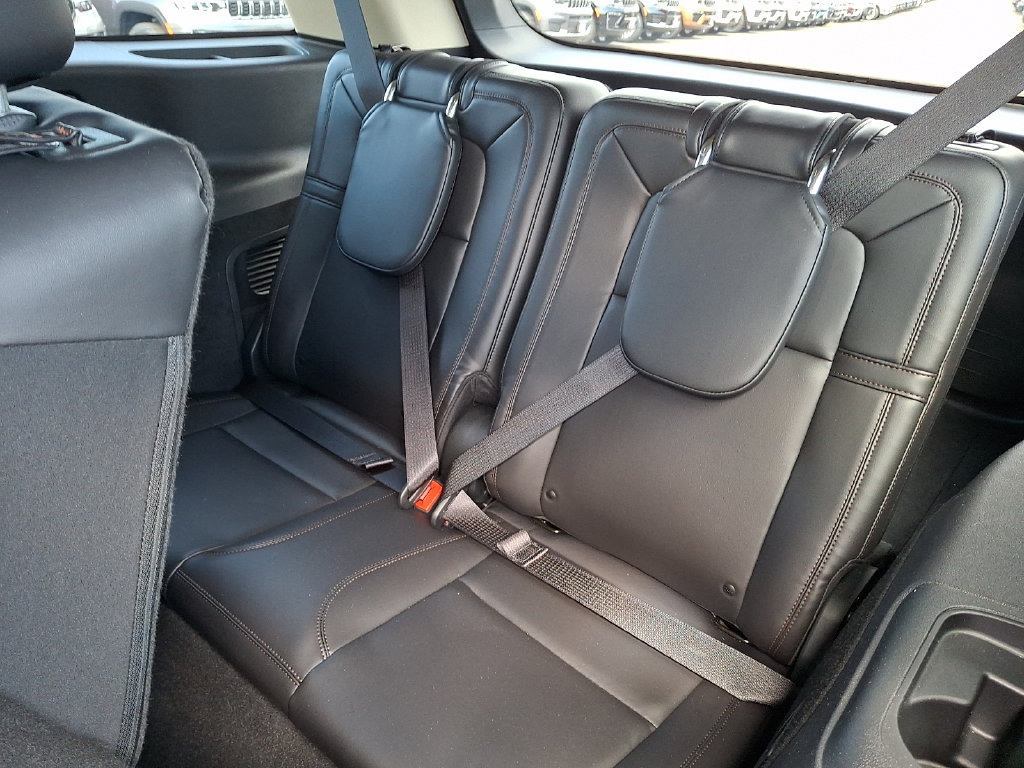 Used 2020 Lincoln Aviator Reserve w/ Elements Package Plus AWD/4WD image 12