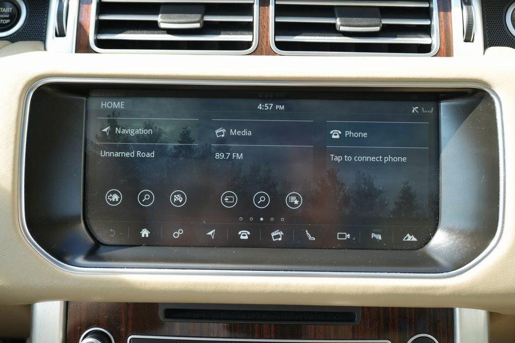 Used 2017 Land Rover Range Rover Supercharged image 56