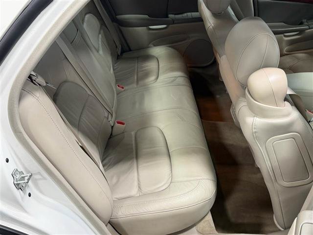 Used 2005 Cadillac De Ville Premium FWD image 17