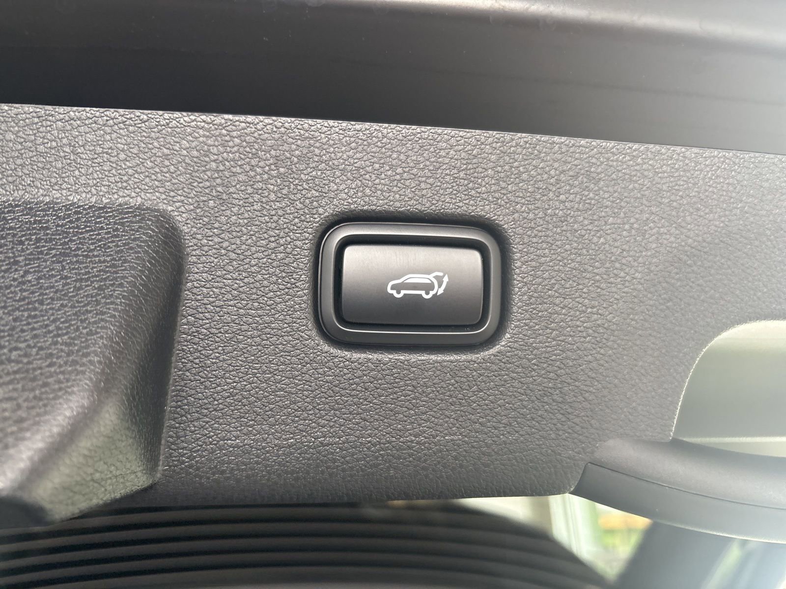 New 2026 Kia Sportage EX image 13