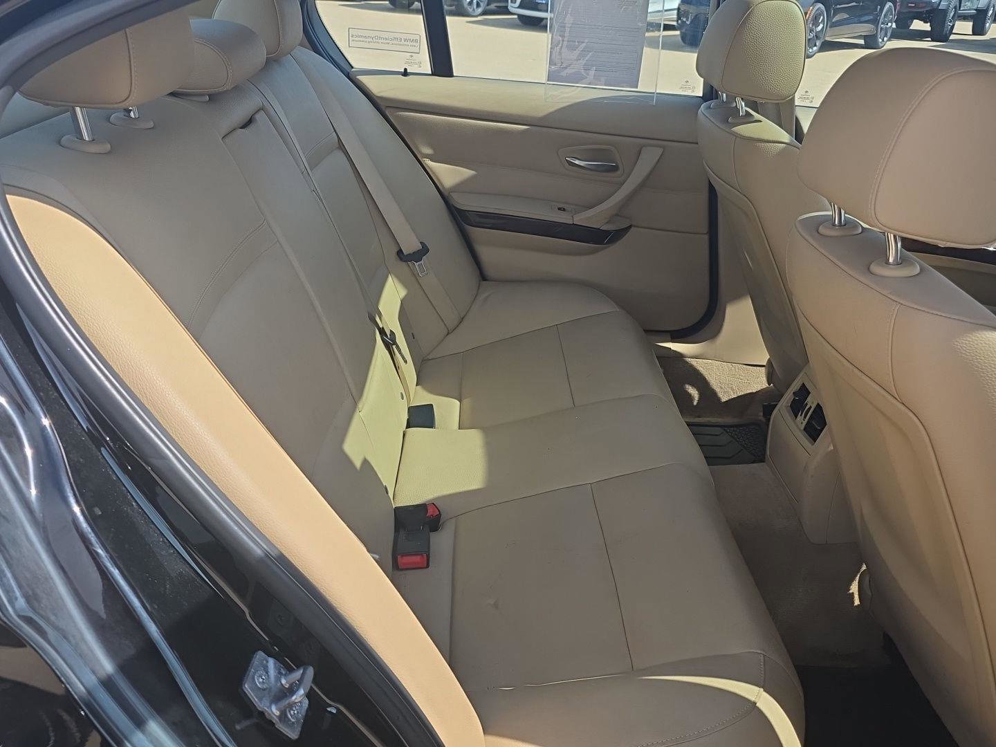 Used 2011 BMW 328i xDrive Sedan image 11