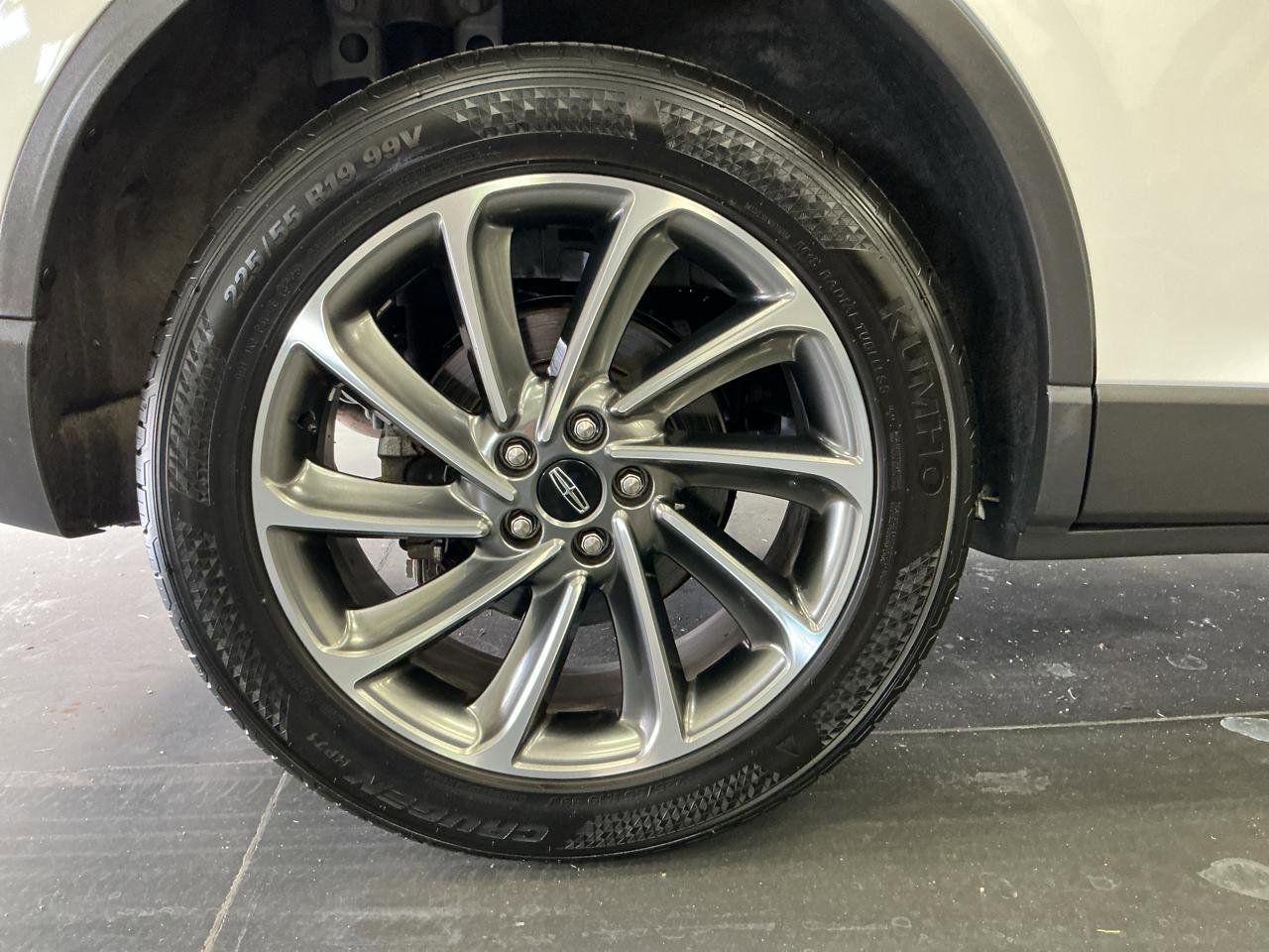 Used 2023 Lincoln Corsair AWD w/ Equipment Group 101A image 27