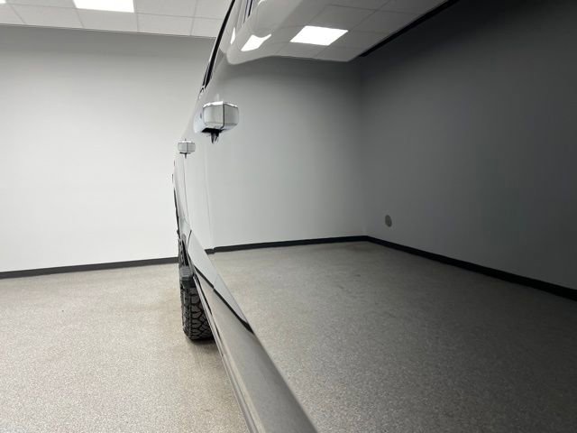 Used 2023 Ford F350 Platinum w/ Tremor Off-Road Package AWD/4WD image 11