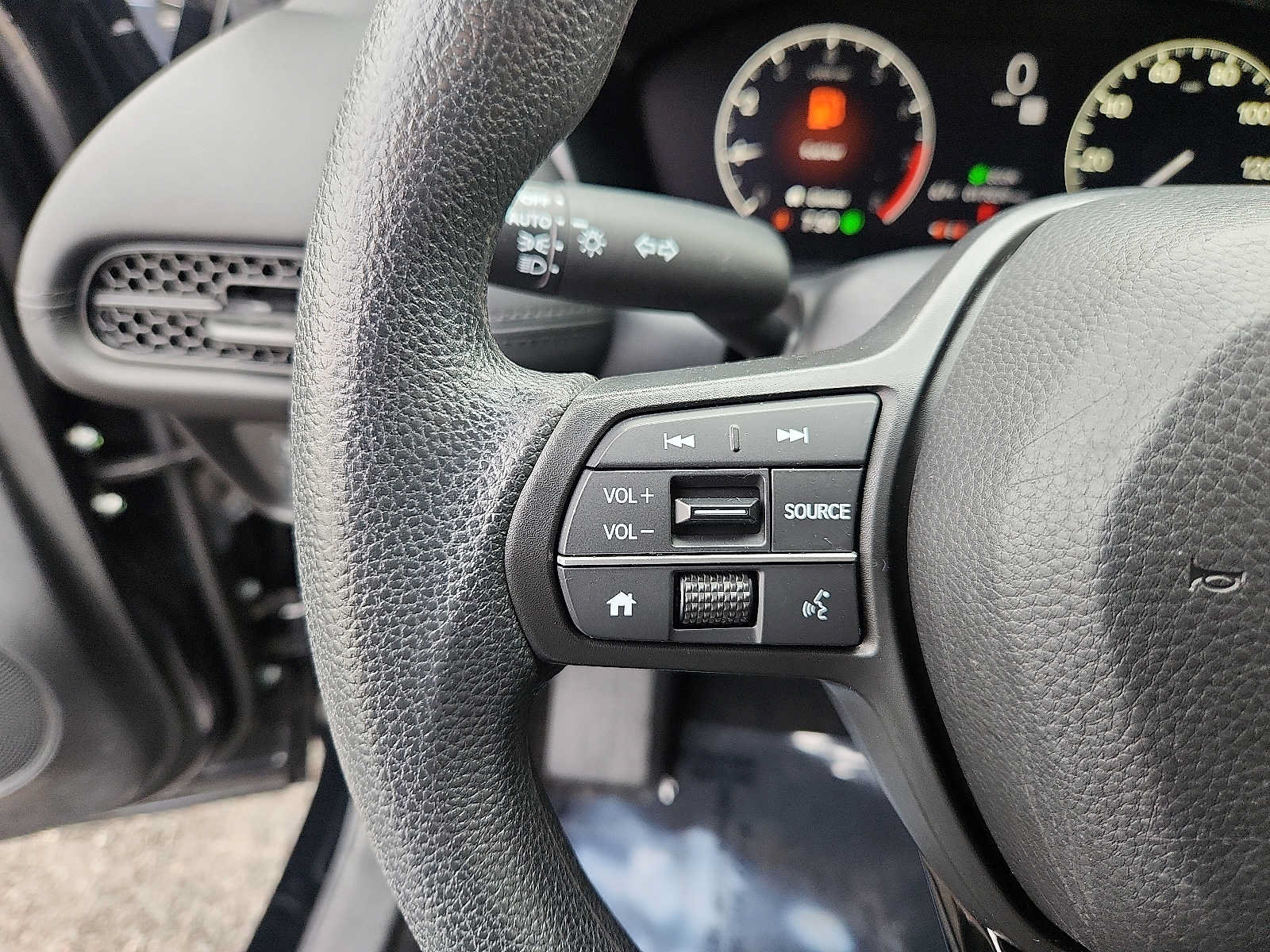 Certified 2024 Honda HR-V LX image 20