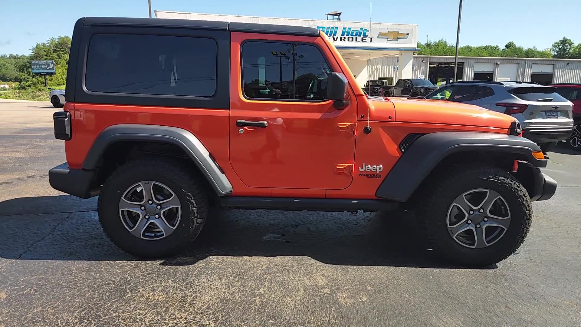 Used 2019 Jeep Wrangler Sport AWD/4WD image 17