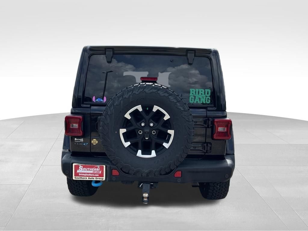Used 2024 Jeep Wrangler Unlimited Rubicon 4xe AWD/4WD image 4