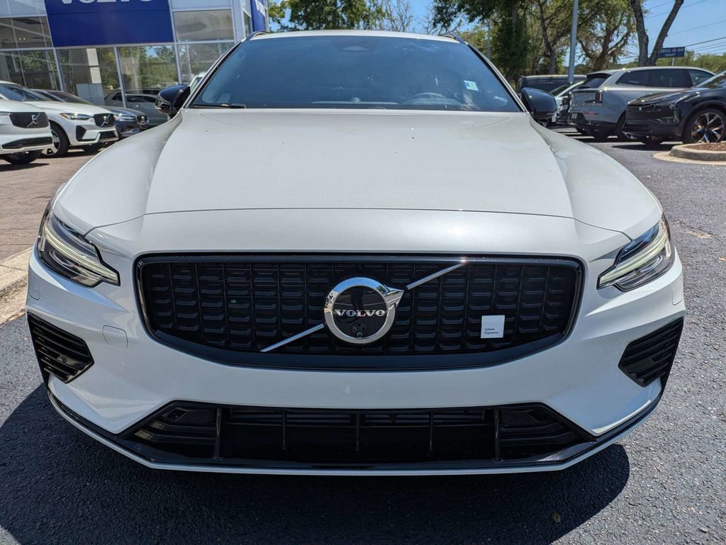 Used 2024 Volvo V60 T8 Polestar image 9