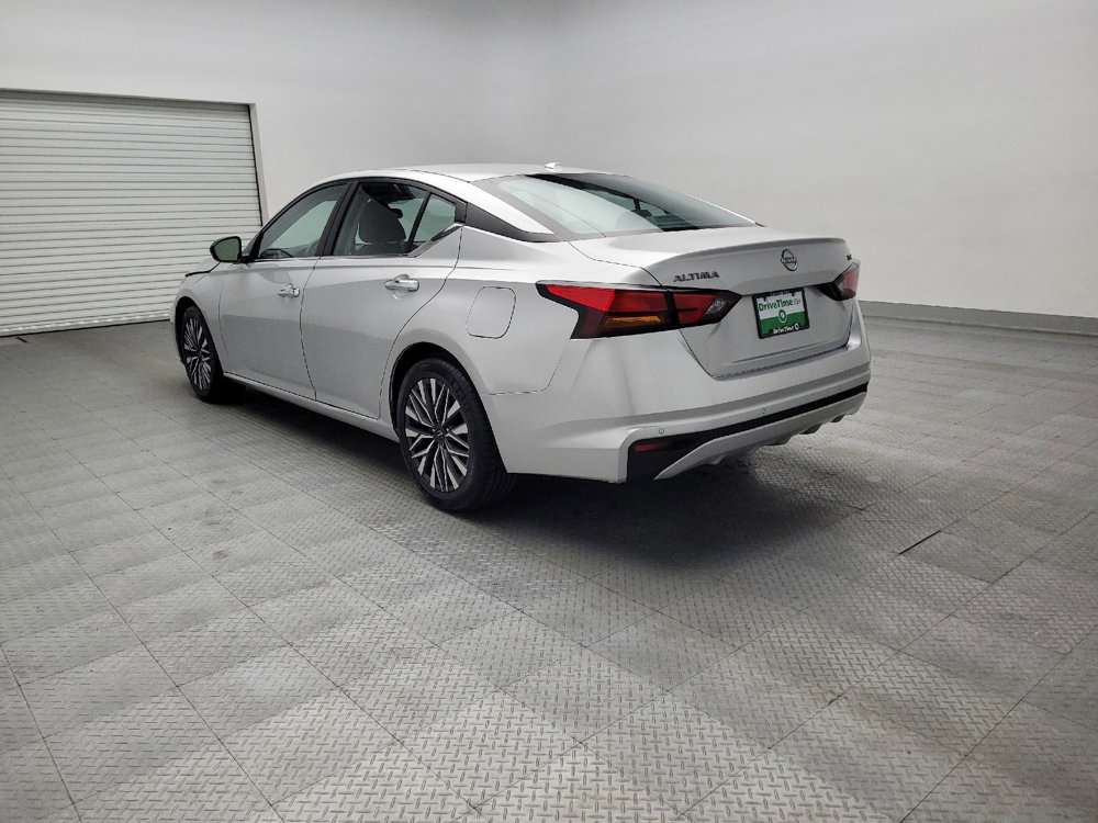 Used 2024 Nissan Altima 2.5 SV image 5