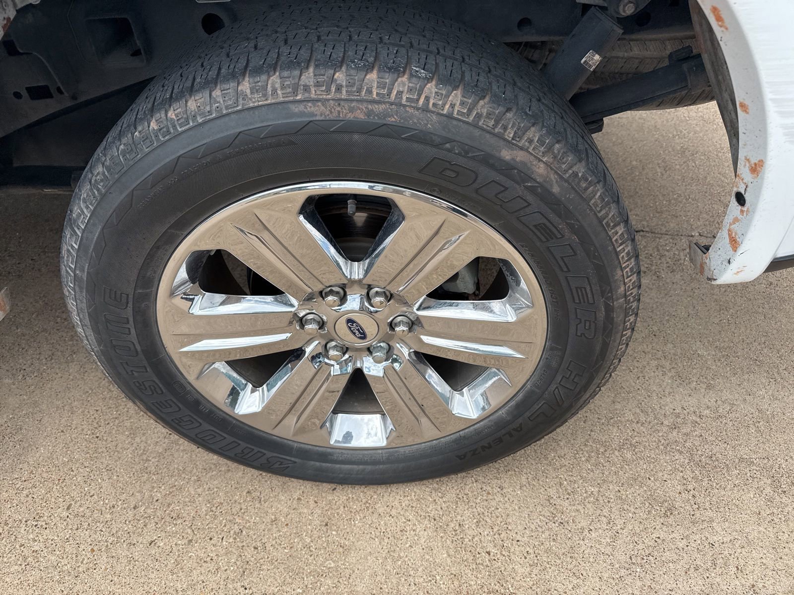 Used 2018 Ford F150 Lariat image 9