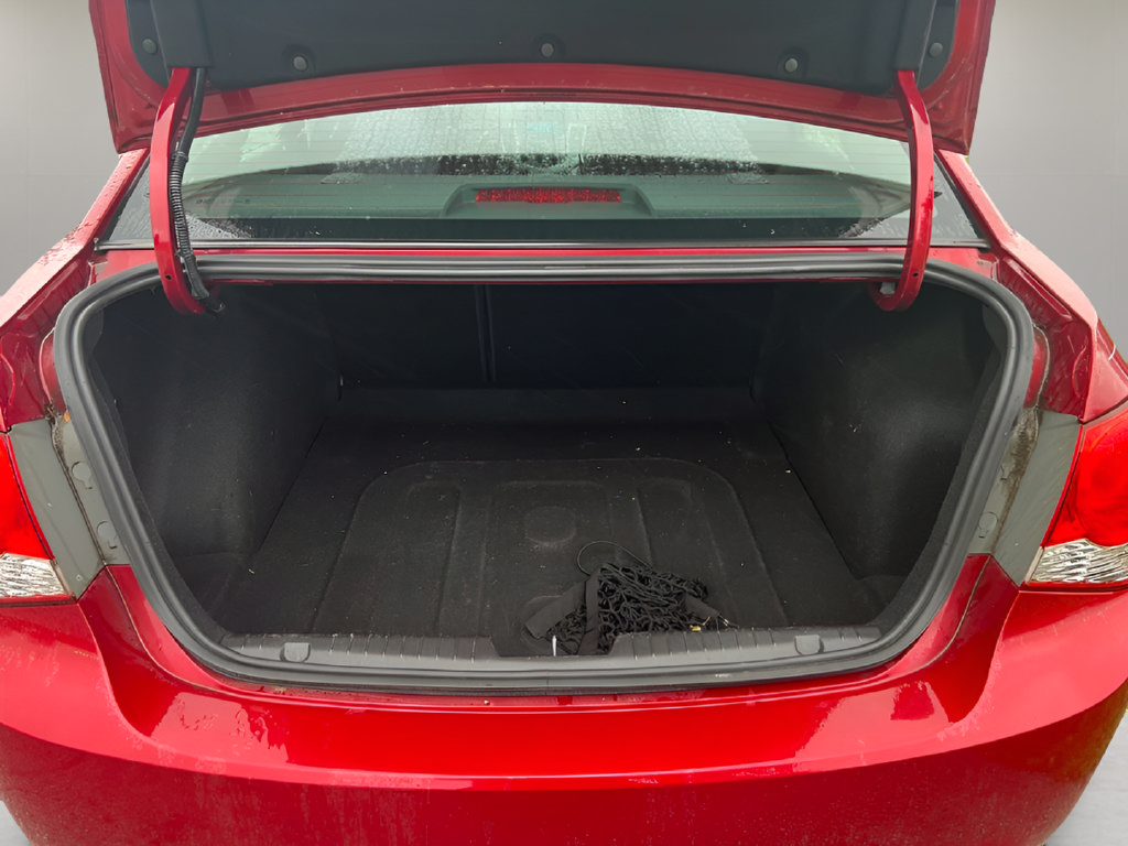 Used 2014 Chevrolet Cruze LT FWD image 10