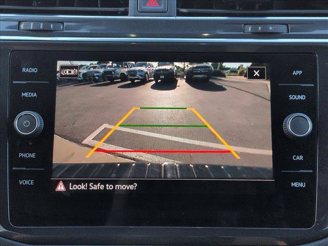 Used 2023 Volkswagen Tiguan SE R-Line image 13